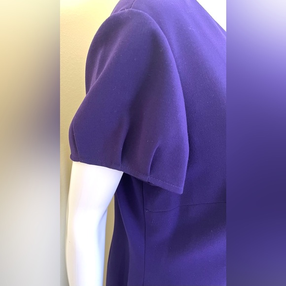 Tahari Purple Dress With Metal Zipper Accents Round Neck Half Sleeves Size 14 - Picture 3 of 15